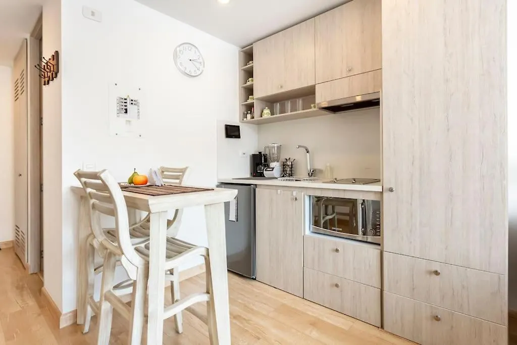 Daire Apartaestudio Cerca A Unicentro Bogotá