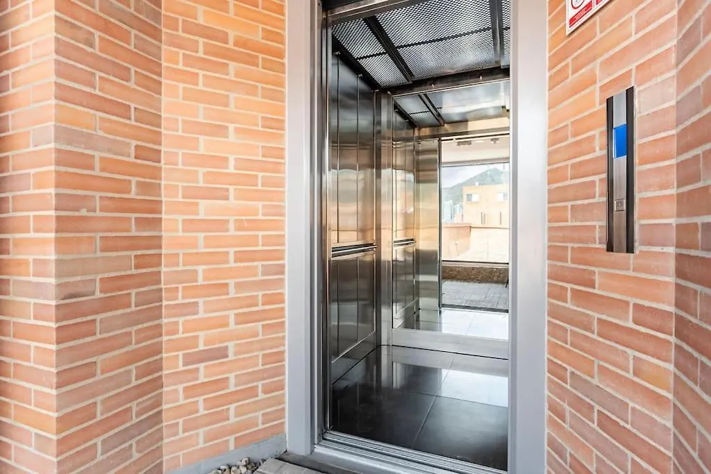 Daire Apartaestudio Cerca A Unicentro Bogotá
